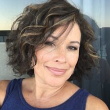 JenM-HerPossePhoto